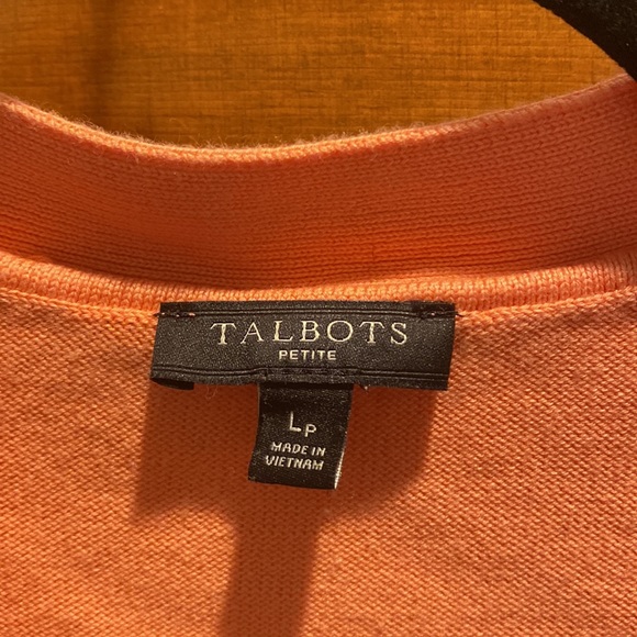 Coral 3/4 button Talbot’s Petite sweater - Picture 2 of 2